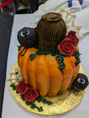 Katie-Storr-Cake-4